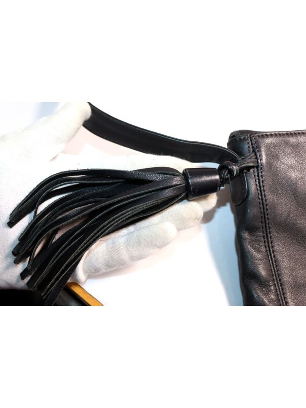 Chanel No 5 CC Logo Leather Shoulder Bag - Picture 8 of 10